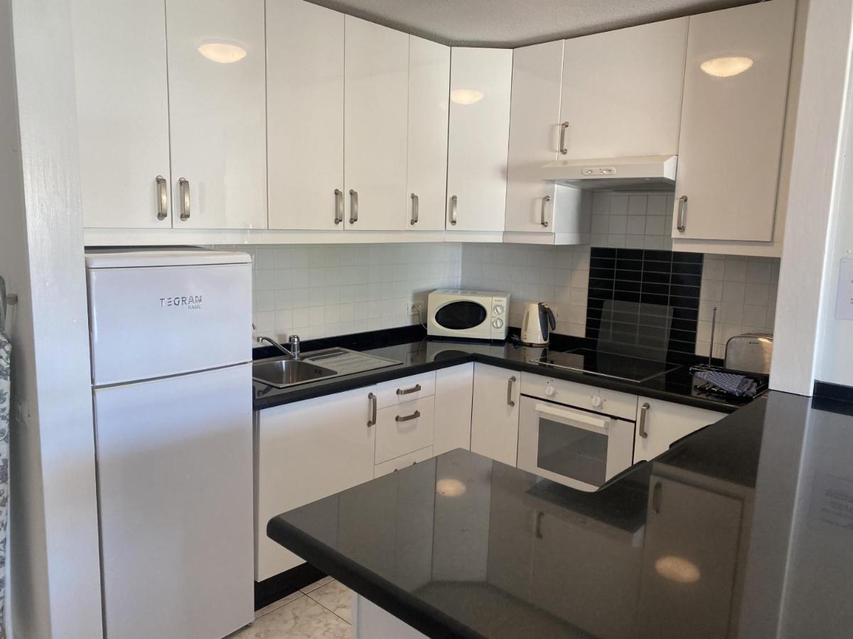 Victoria Court Apartment 13A2 Арона Екстер'єр фото