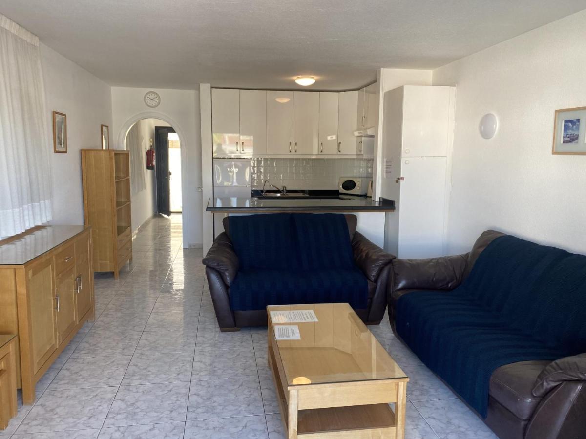 Victoria Court Apartment 13A2 Арона Екстер'єр фото